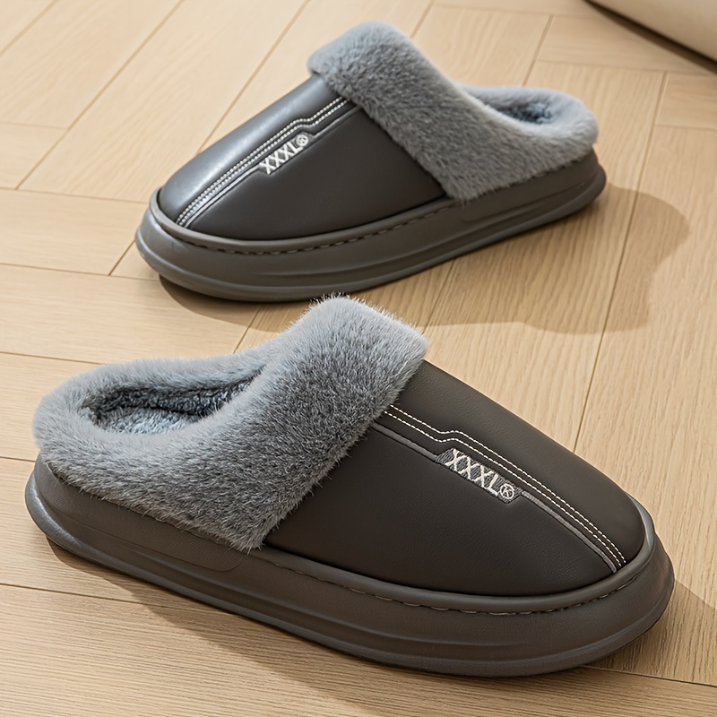 Chaussons d'intérieur chauds pour hommes avec doublure en fausse fourrure, semelle épaisse antidérapante et bride - Taille extra large pour confort optimal, semelle en EVA durable