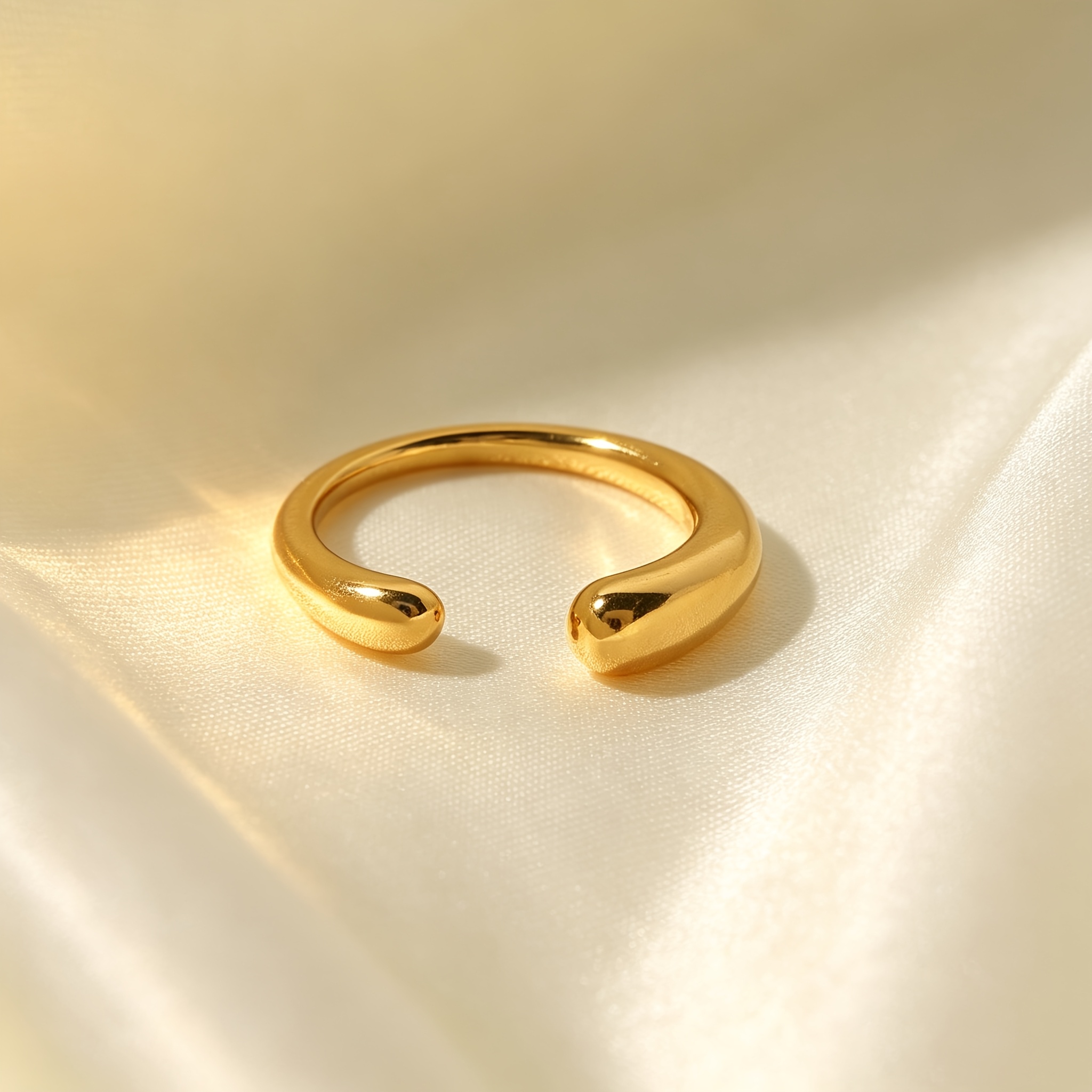 Women's Minimalist Smooth Teardrop Open Ring, Cool Tone