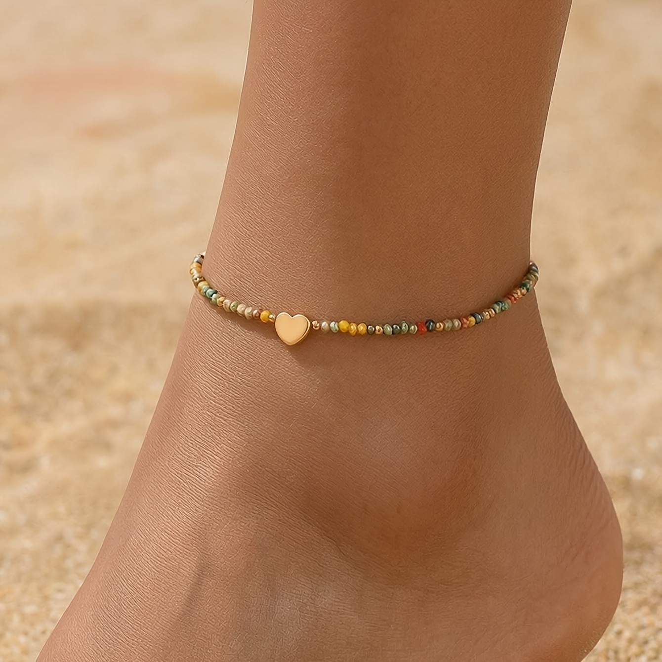 Image of 1pc Minimalist Bohemian Random Color Heart-shaped Rice Bead Ankle Chain Suitable For Women' Wear, Gatherings, Beach Parties, And Gifts For Women's Birthdays And Valentine's Day
