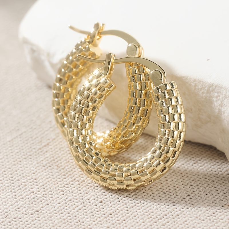 TEMU Elegante Goldfarbene Geometrische Design Ohrringe, Neuer Trend Creolen Schmuckgeschenk, Einfache Mode für Frauen, für den