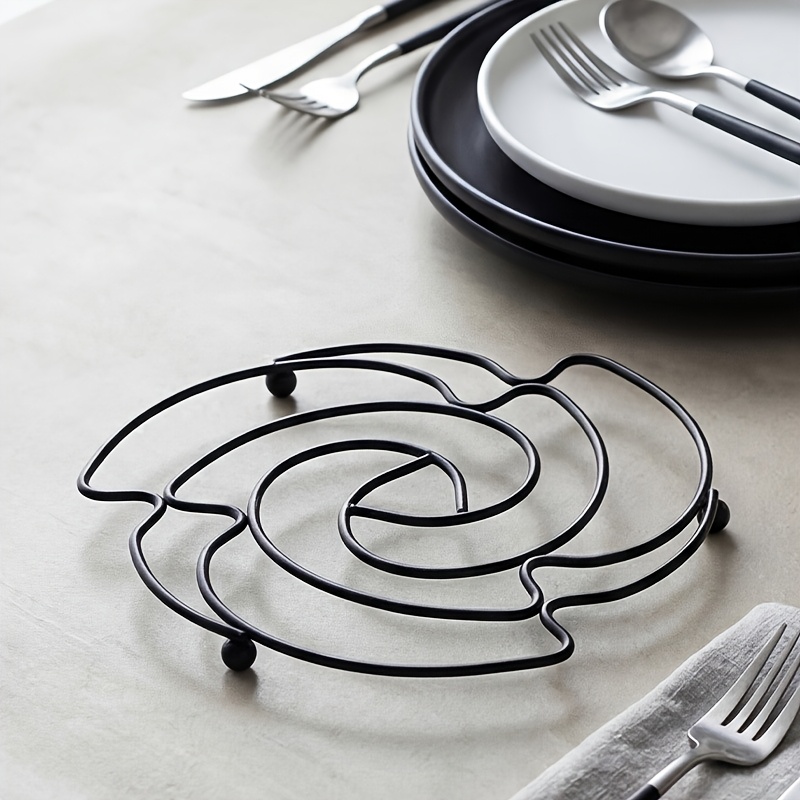 TEMU Rose-shaped Stainless Steel Heat-resistant Pot Rack, Decorative Metal Tabletop Trivet, Multi-functional Anti-scald Cookware Holder, Suitable For