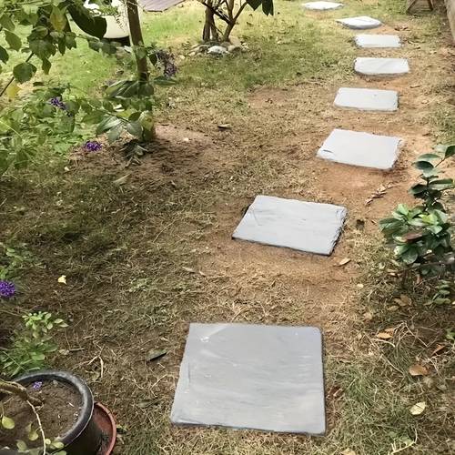 10pcs courtyard stepping stones artificial decoration resin outdoor lawn decoration plastic simulated paving stones suitable for courtyards and landscapes suitable for courtyard lawns or garden s