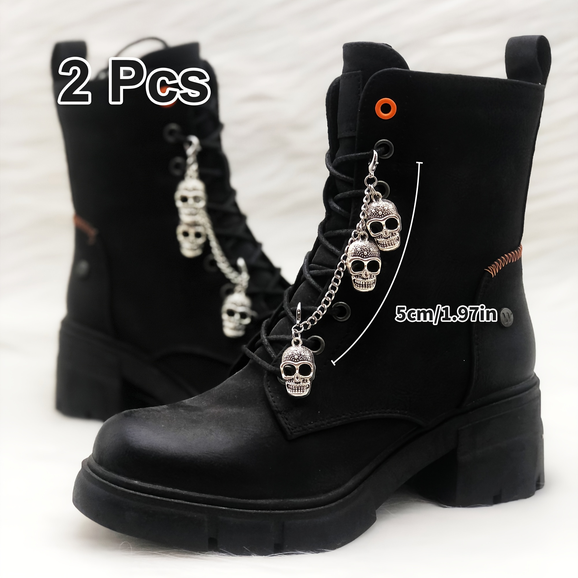 E-shop 2 Stück Gothic Punk Schädel-Ketten Fußkettchen – Schwere Metallschuhketten mit 3 abnehmbaren Totenkopf-Anhängern, Spitzenfußabdeckungen &
