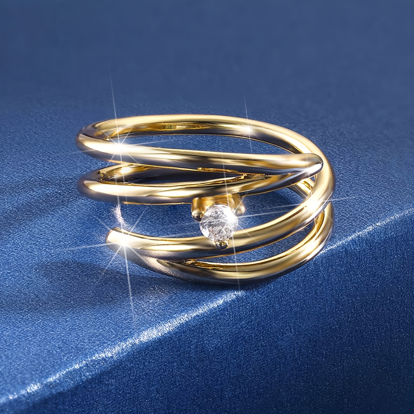 Women's Multi-Layer Hollow-Out Wedding Ring, Tri-Prong Synthetic Zirconia