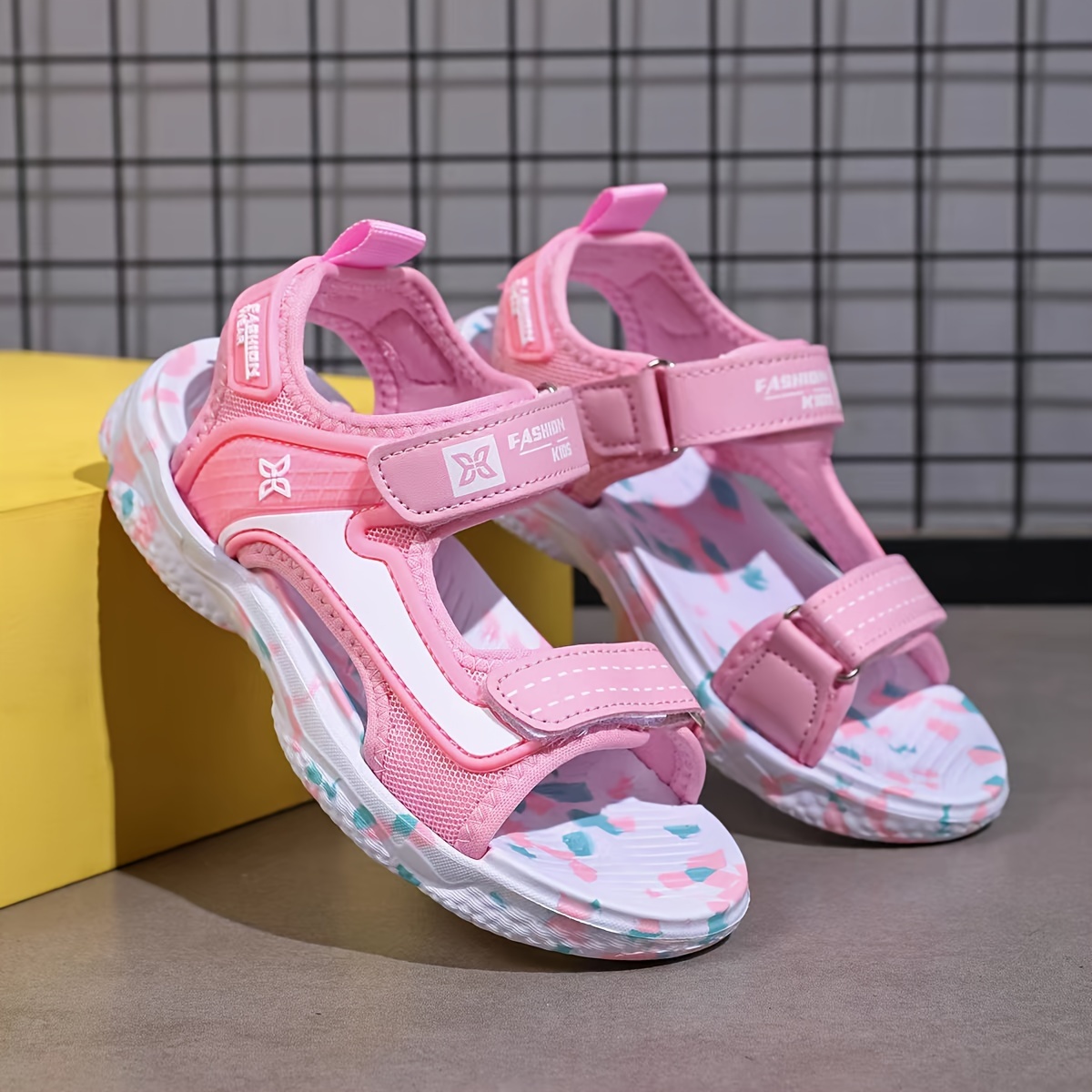 Image of Trendy Cute Open Toe Sport Sandals For Girls, Breathable Lightweight Sandals For Indoor Outdoor Beach