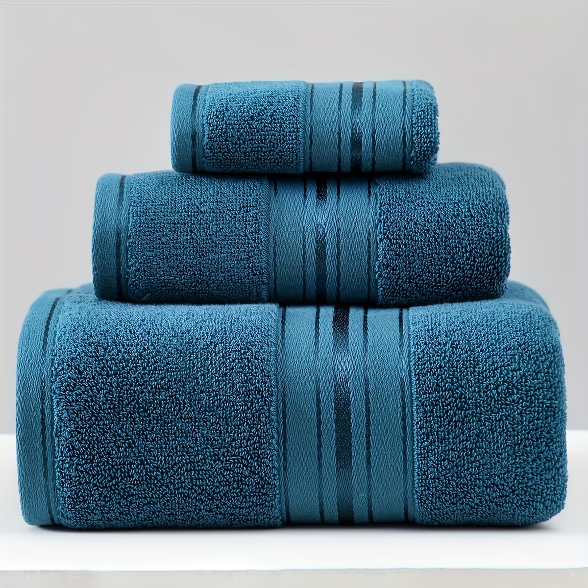 

- Towel Set - 3pcs In Purple, Includes Bath, & Washcloths - Absorbent & -dry For Bathroom