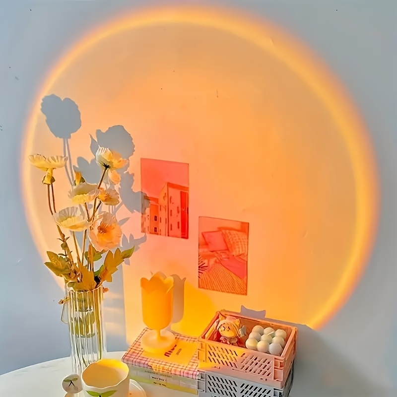 Sunset projection lamp, home decoration atmosphere lamp, sunset red decorative lamp, romantic sunset orange light and shadow effect, USB night light, multi-angle rotatable and adjustable, LED lighting, suitable for home living room bedside bedroom decoration