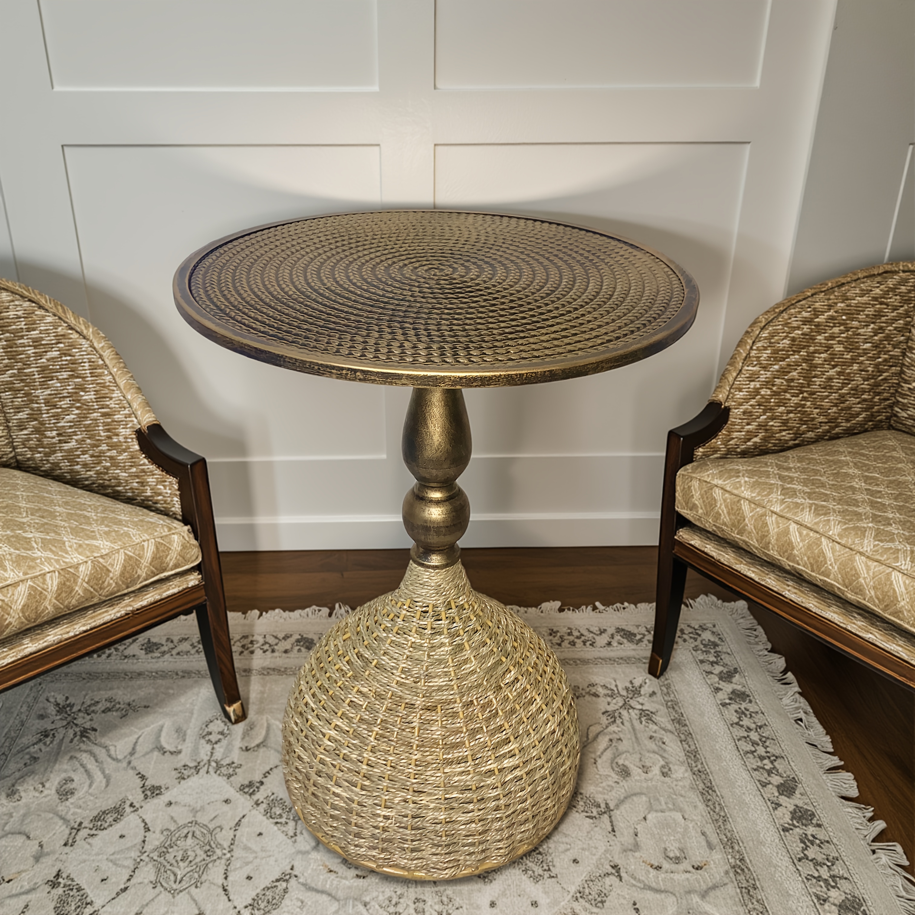 Handcrafted Wicker Iron Artistic Water Grass Rope Braided Tea Table Side Table Flower Rack Living Room Sofa Side Table Study Room Balcony Inn Outdoor Coffee House Bar, Garden Patio Bedroom Decoration