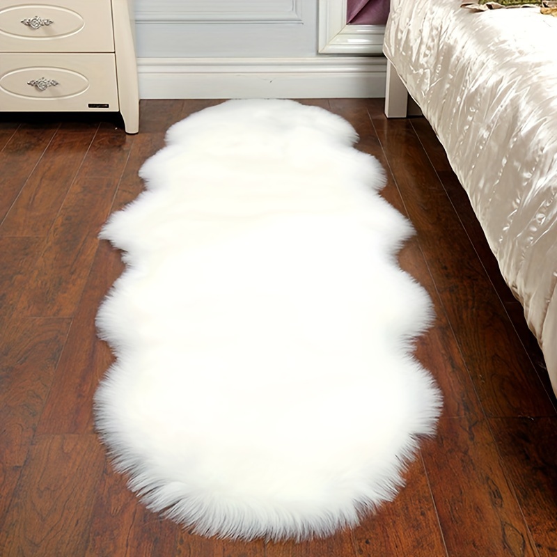 1800g Full Acrylic Bedroom Living Room Rug, Fluffy Runner Rug Soft Plush Carpet, White Plush Area Rug, Bedside Rug, Cute Decor