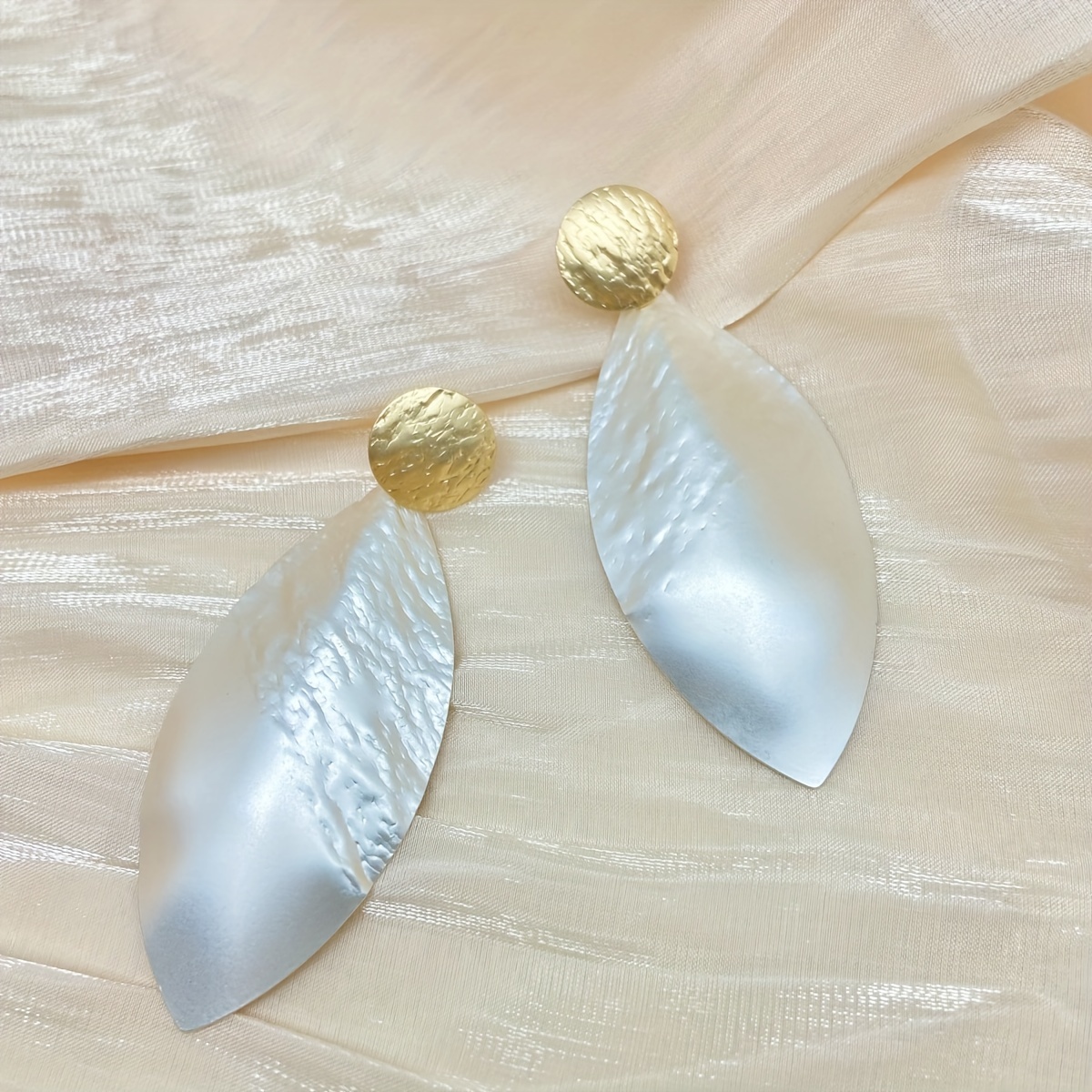 Image of A Pair Of Golden And Silvery Mixed Color Large Pendant Earrings, Copper Sheet , Casual Earrings