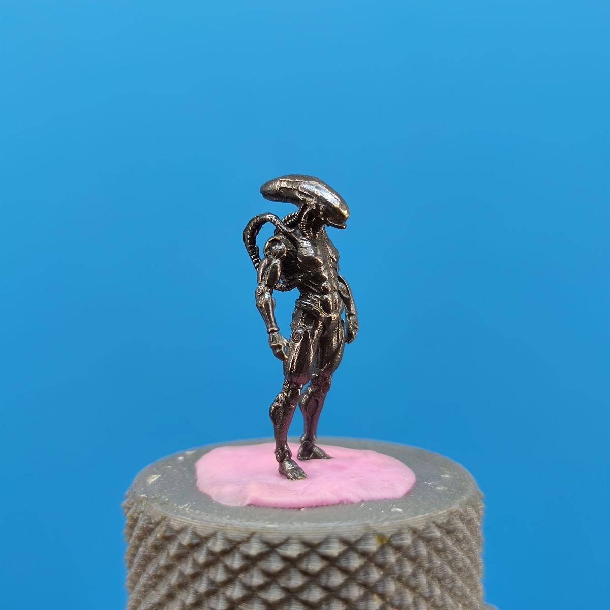 TEMU Brass Vintage Rustic Monster Style Action Figure Model Desktop Micro Landscape Decoration Figurine, Creature Miniature Statue Collectible, Micro