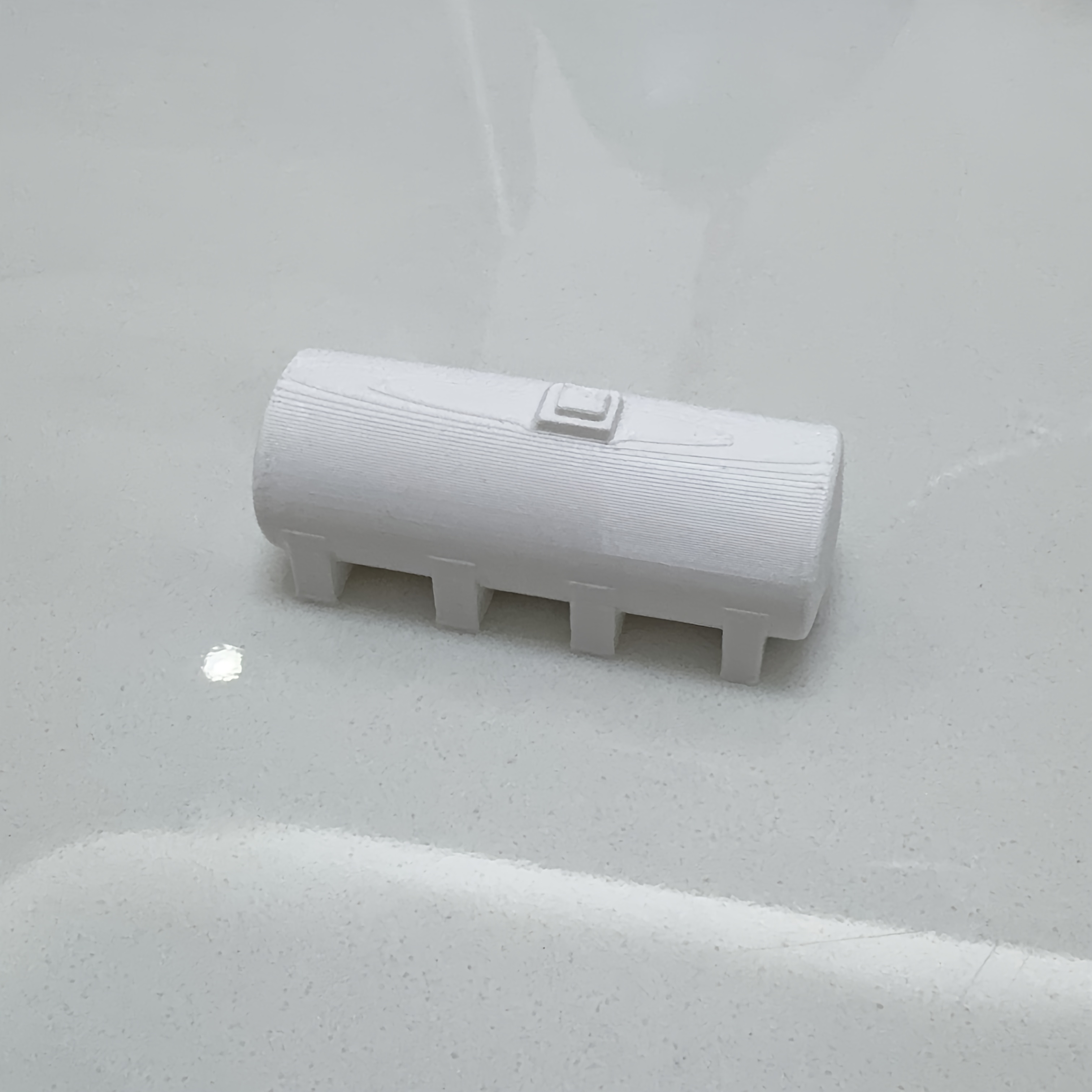 TEMU ミニ給水タンク | 3Dプリント プラスチック製 ドールハウスミニチュ 農場・終末世界の軍事・砂漠地形シーンの装飾に最適