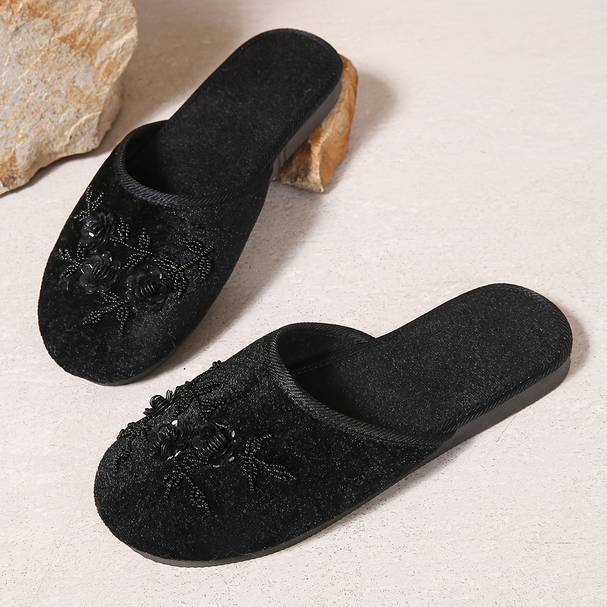 TEMU Fashionable New Korean Plush Pure Handmade Bead Flower Slippers, Women Shoes