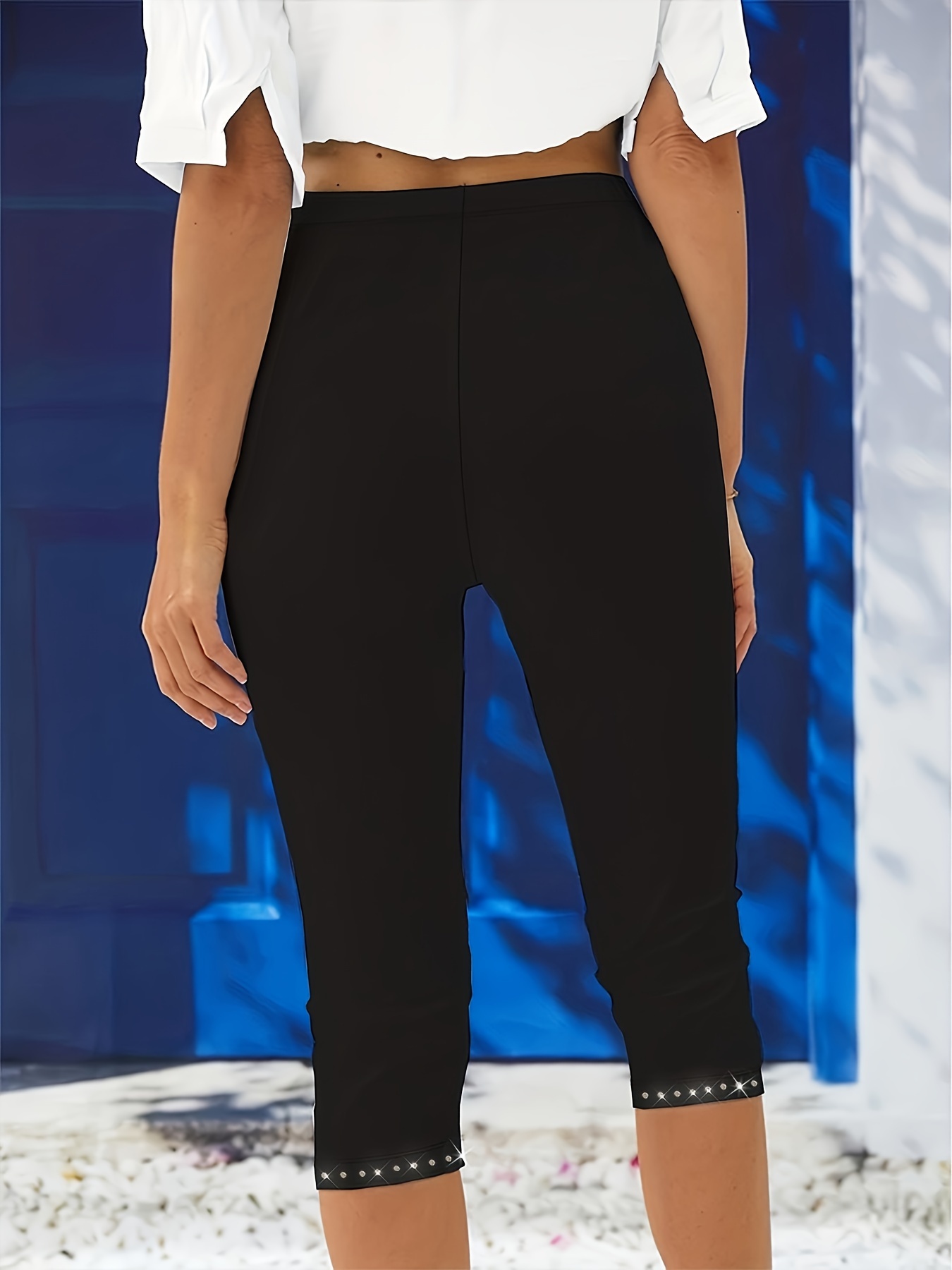 Plus Size Rhinestone Decor Capri Leggings, Casual High Waist Stretchy Leggings For Spring & Summer, Women's Plus Size Clothing