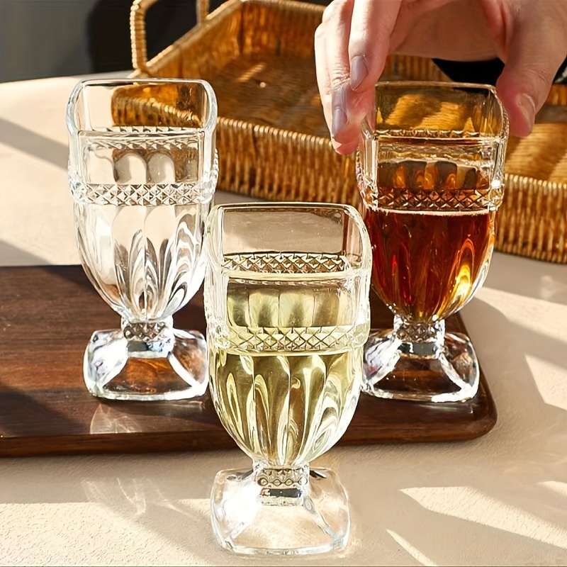 Image of Thickened Set Of 3 Stemmed Glasses, High-value Home Glassware For Cocktails, Liquor, And Ice Cream