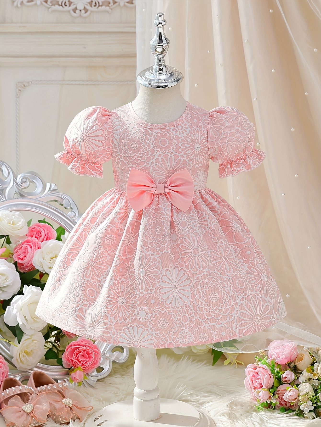 open lace back dress Baby Girl Dress 1 year Birthday Dress White Lace Baptism Bowknot Princ main image 0