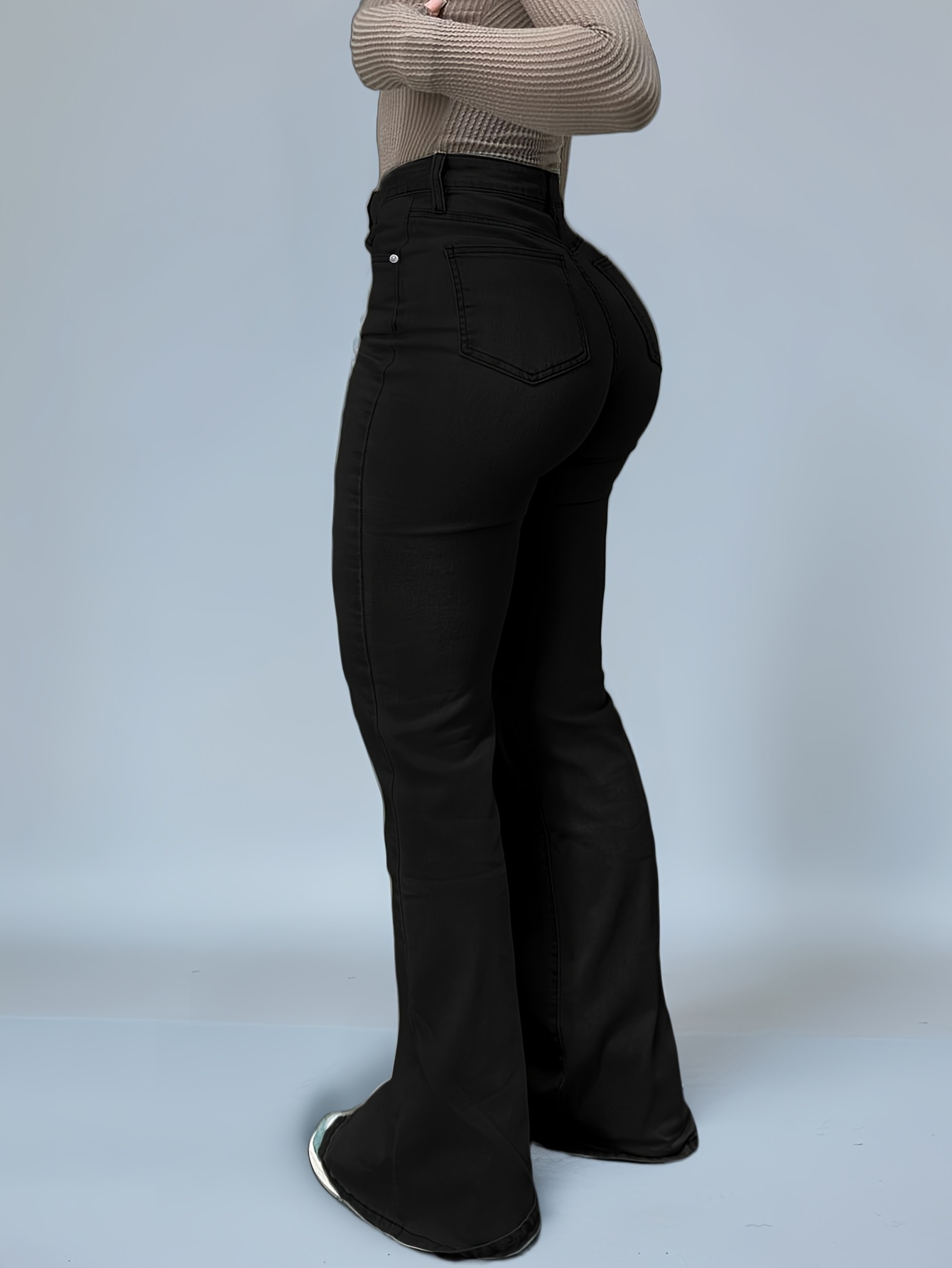 High-Waisted Stretch Jeans for Women with a Bootcut Design, Available in Solid Colors, Perfect for Casual And Versatile Wear.