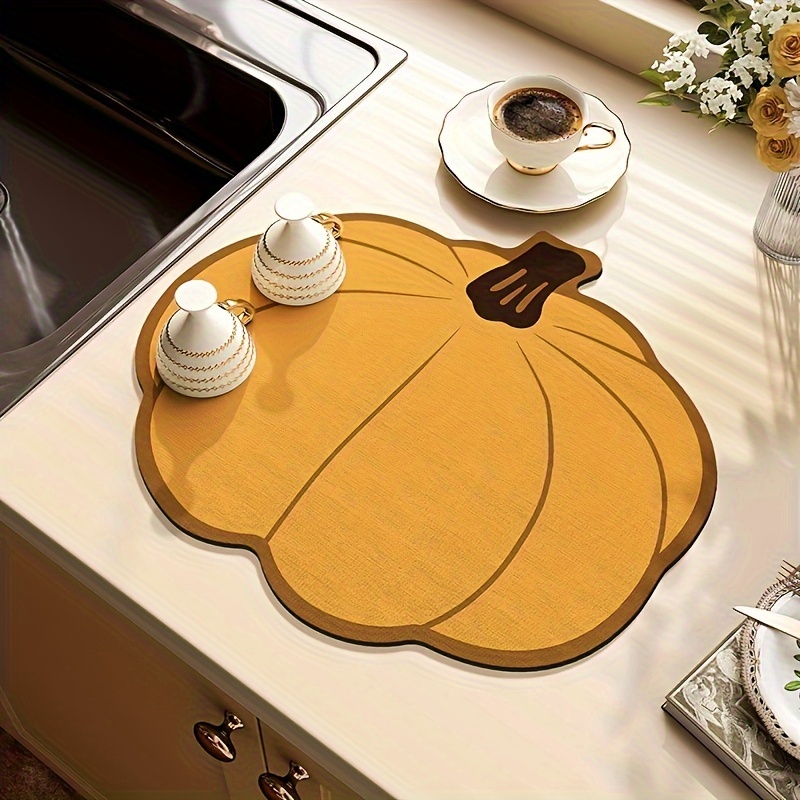 

Pumpkin-shaped Diatomaceous Earth Dish Drying Mat - Quick Dry, Anti-slip & Stain Resistant Countertop Pad For Kitchen Use