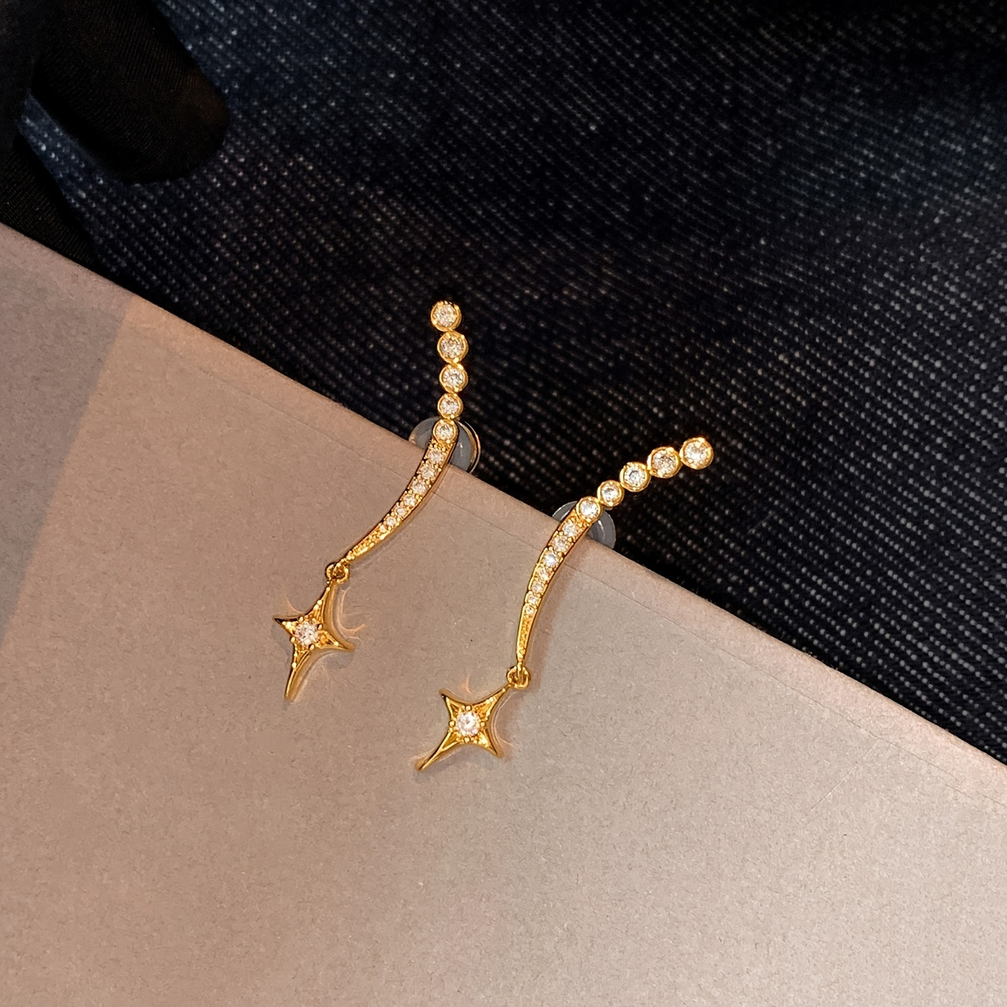 TEMU 1 Par de Aretes de Moda para Mujer Vintage Elegantes de Lujo con Colgantes de Estrella de Puntas de Cristal Artificial y Forma de , Adecuados