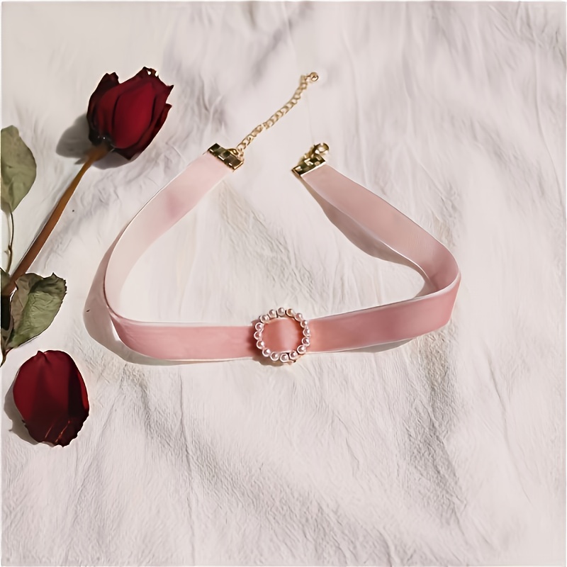 1pc Luxury Minimalist Velvet Pearl Round Short Women's Necklace Choker Suitable For Daily Banquet Vacation Party Wear
