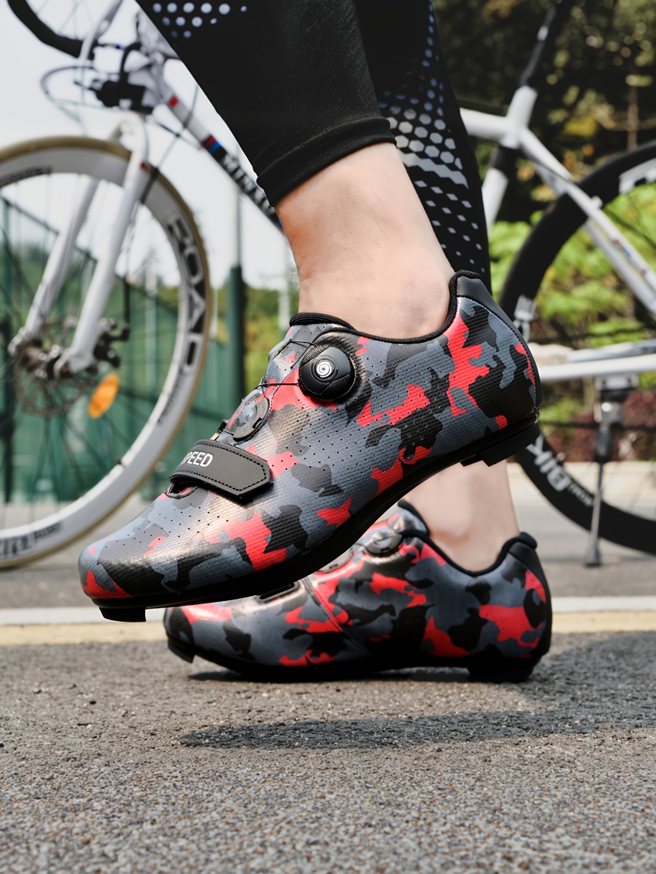 Sneakers, Professional Road Bicycle Shoes Men Women Sports Route Cycling Shoes Self-locking Racing Bicycle Cleats Shoes, Unisex Zapatos De Hombre Motorcycle Riding Gear Stuff, Road Bike Lock Shoes Breathable Non-slip Wear-resistant Pedal Bicycle