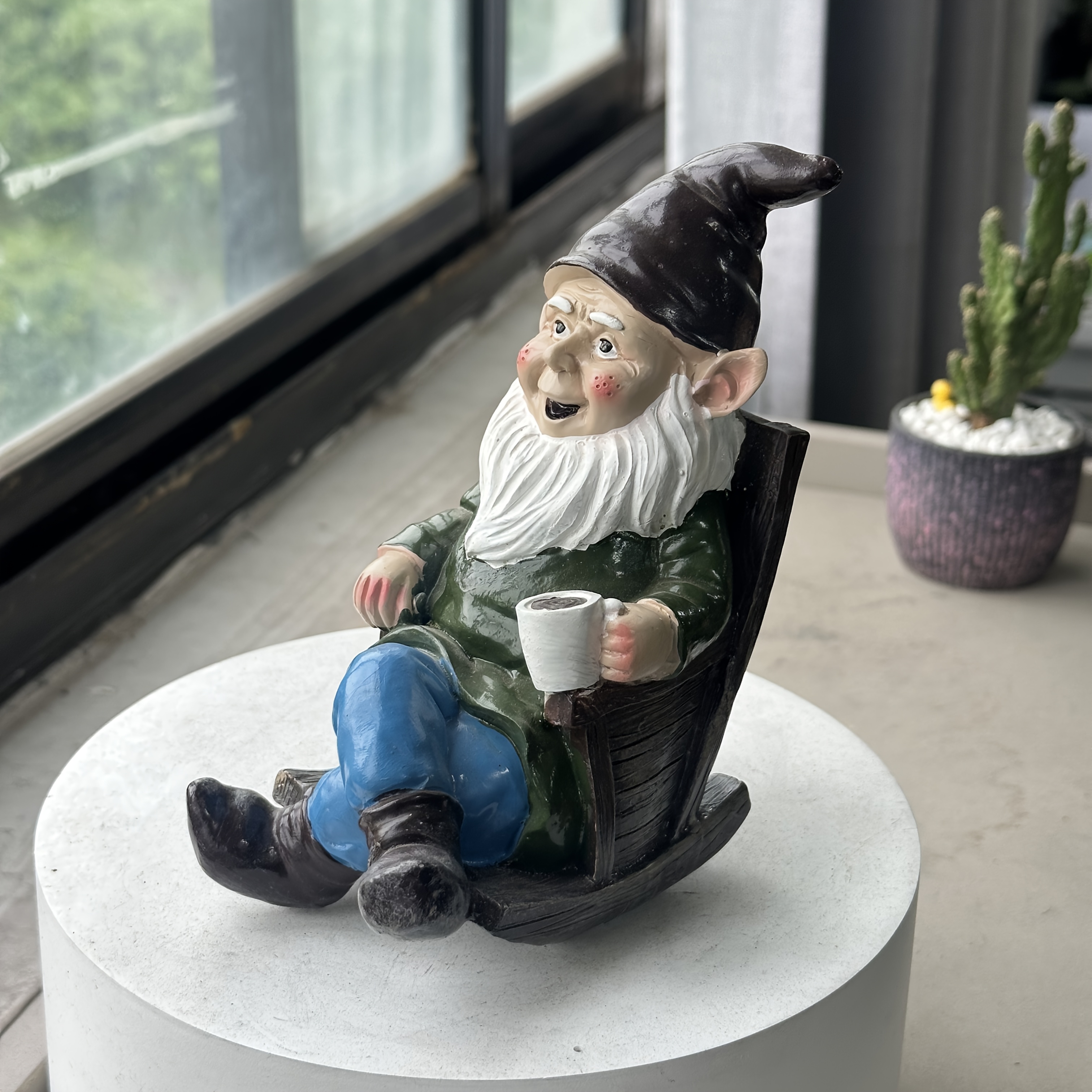 1pc Classic Resin Dwarf Rocking Chair, Cute Outdoor Statue, Tabletop Figures/people Decoration, Dwarf Drinking Coffee Leisure, Father's Day Gift