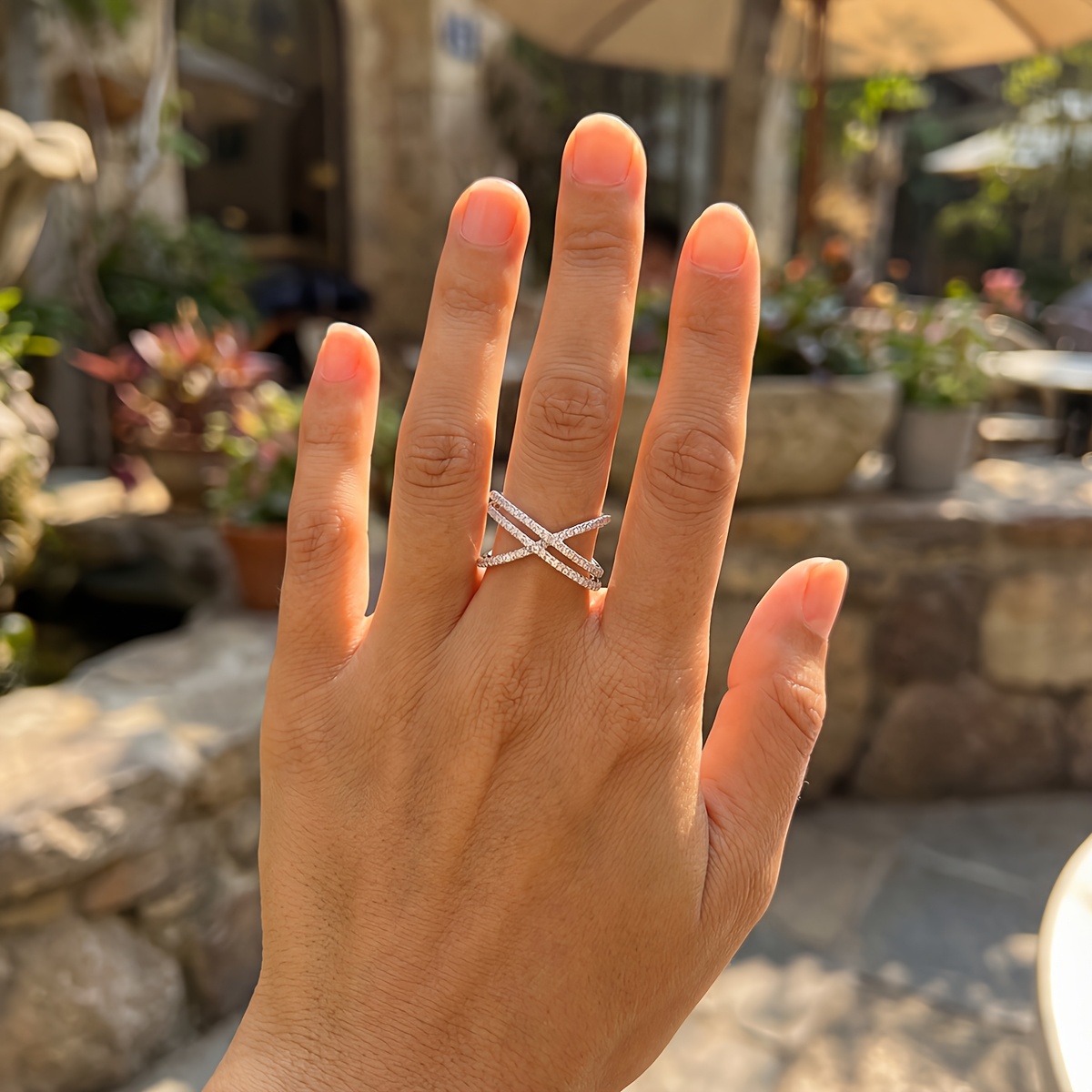 Women's Fashionable Platinum Plated Ring with Sparkling Line Design
