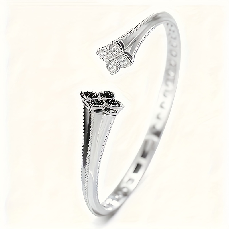Women's Minimalist High-End Niche Design Bracelet
