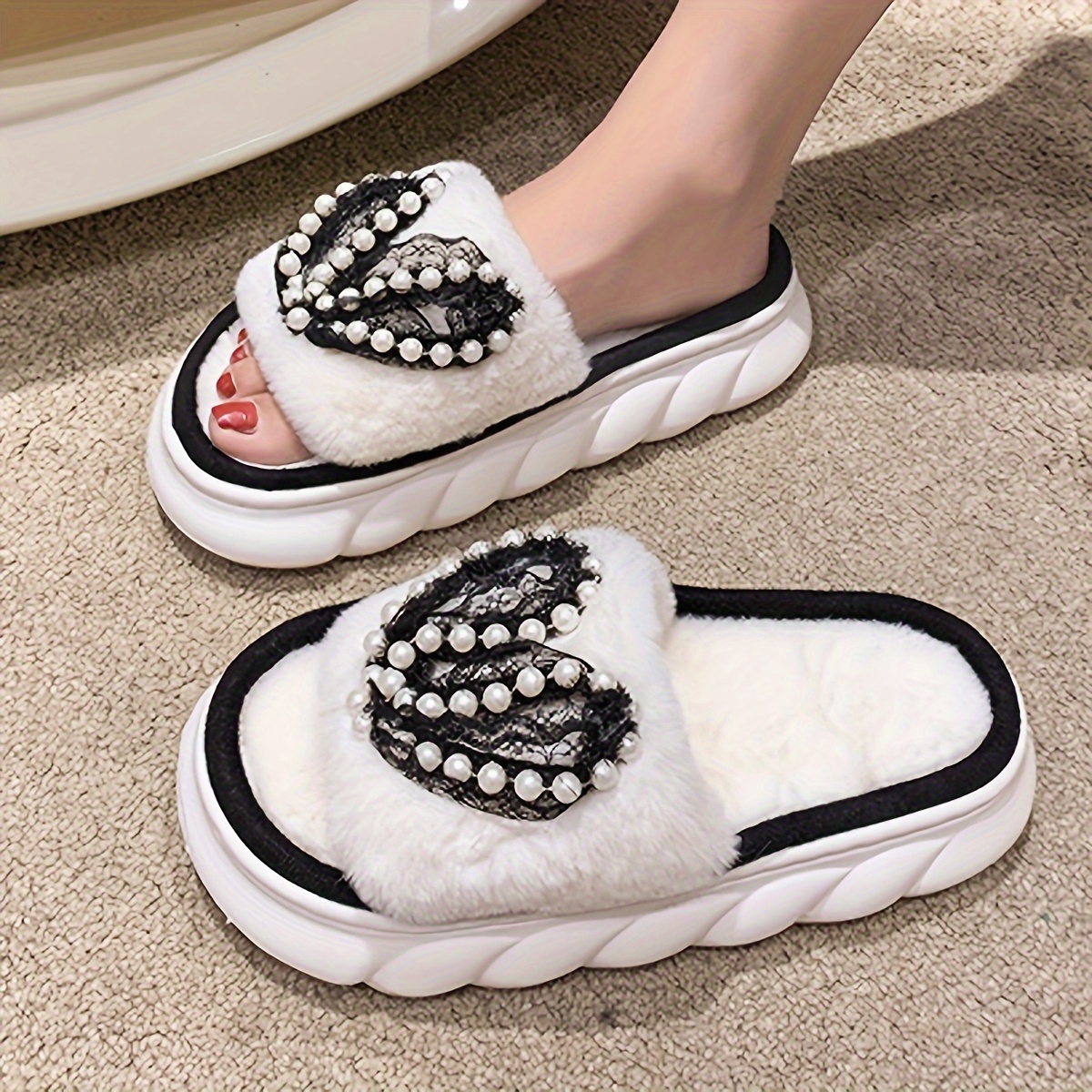 Women's Plush Faux Fur Slippers Winter Warm Open-Toe House Shoes with  *-Beige Heart Creamy-White, Soft Cushioned PVC Sole, Hand W