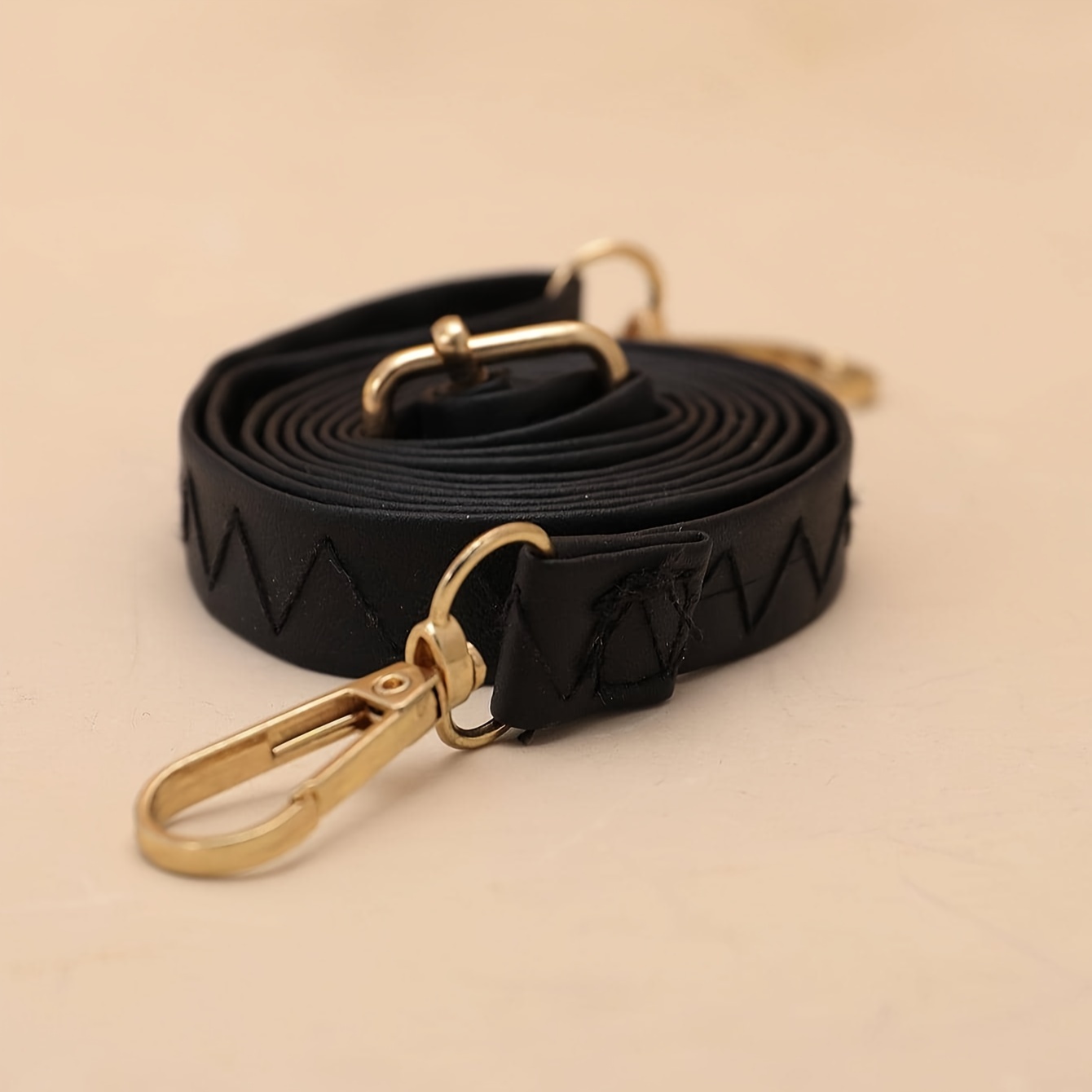 

Adjustable Leather Quadrilateral Crossbody Bag Strap, Long One-shoulder Replacement Accessory
