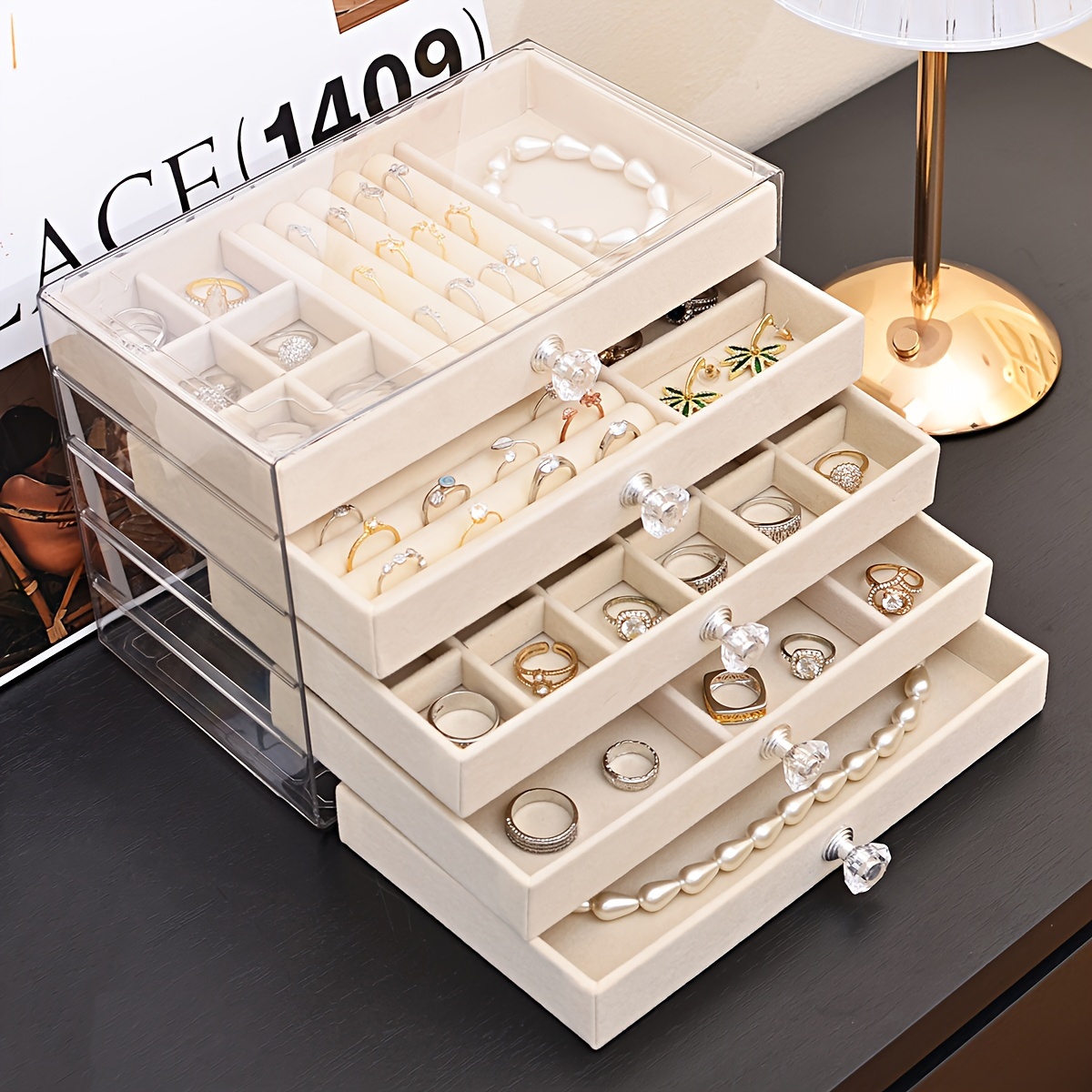 

Organisateur de Bijoux en Velours à 5 Niveaux - Rangement Empilable pour Tiroirs pour Bagues, Boucles d'Oreilles, Colliers & Bracelets - Vitrine de Bureau Grande Capacité