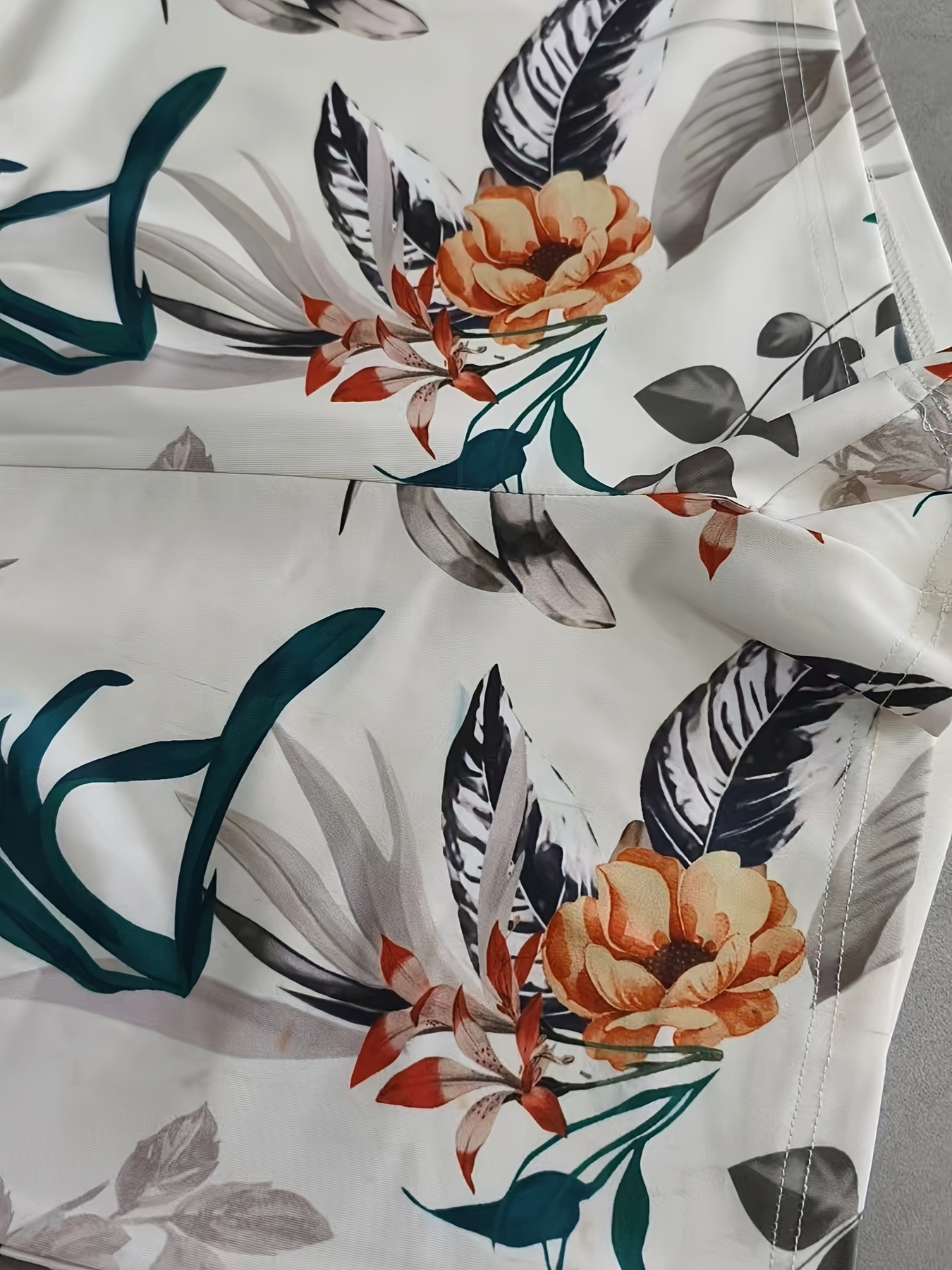 strappy printed shorts set details 3