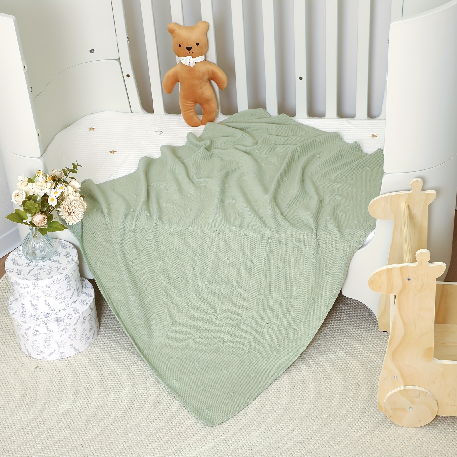 Multi-Purpose Minimalist Solid Color Knitted Blanket