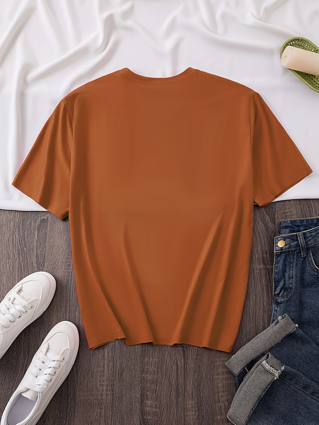 Letter print t-shirt, short sleeve crew neck casual top, Women's clothing