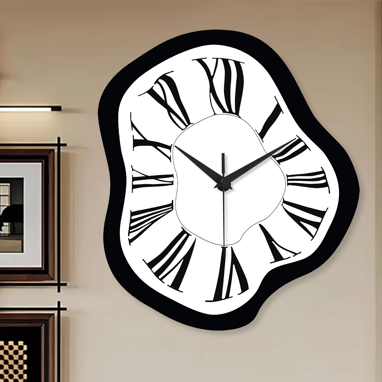 

Modern Artistic Twisted Wooden Wall Clock - Silent, Irregular Room, Bedroom, Office Decor - Aesthetic Home & Kitchen Accent, Perfect Gift Idea (battery Not Included)