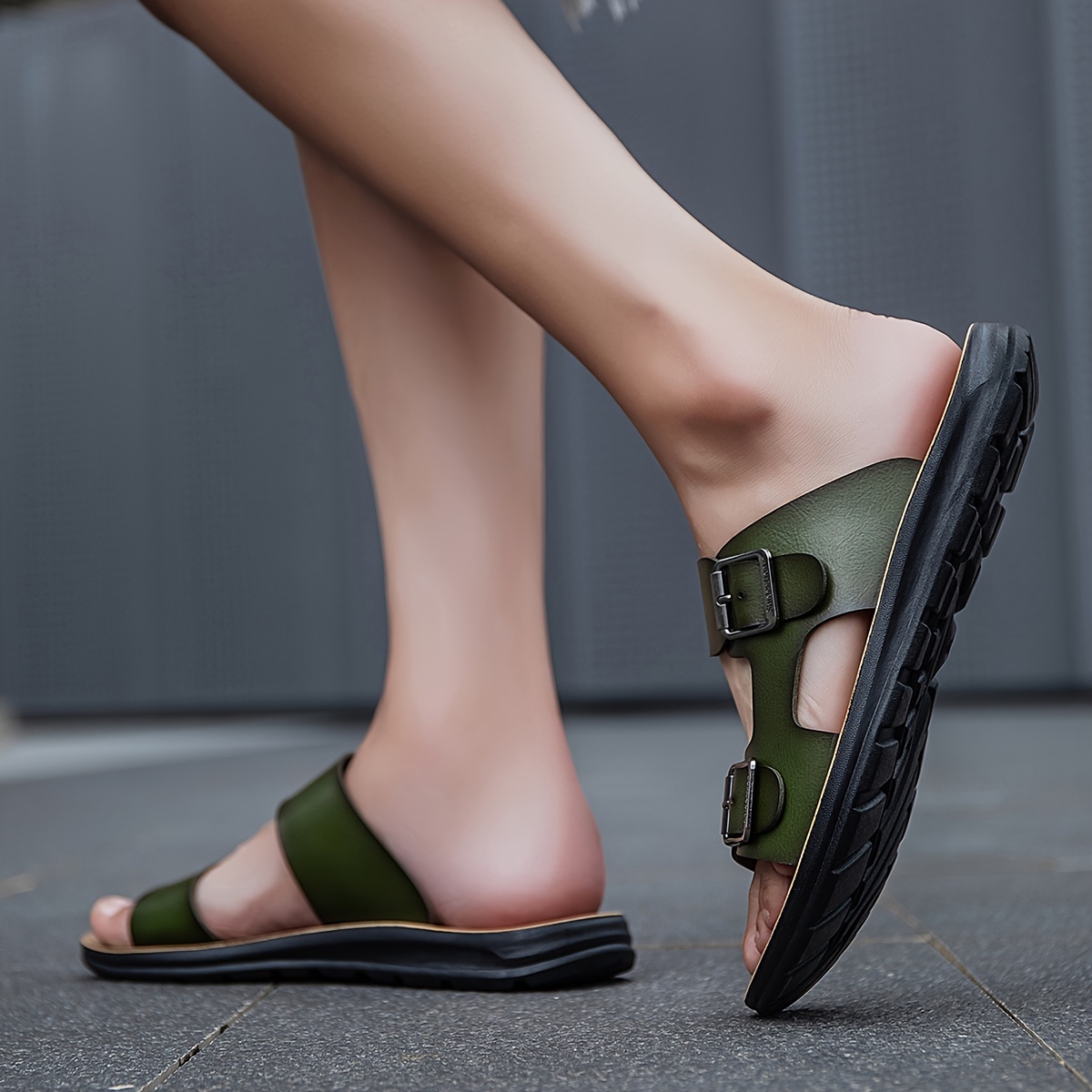 new adjustable   slip on sandals stylish casual   for indoor and outdoor   season   mens slippers Product details 4
