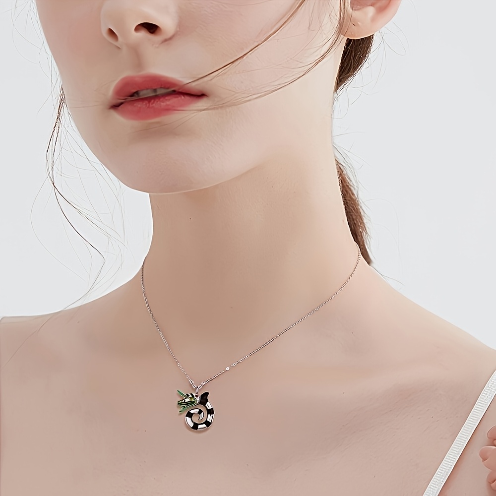 925 Silver Plated Snake Hoop Design Pendant Necklace