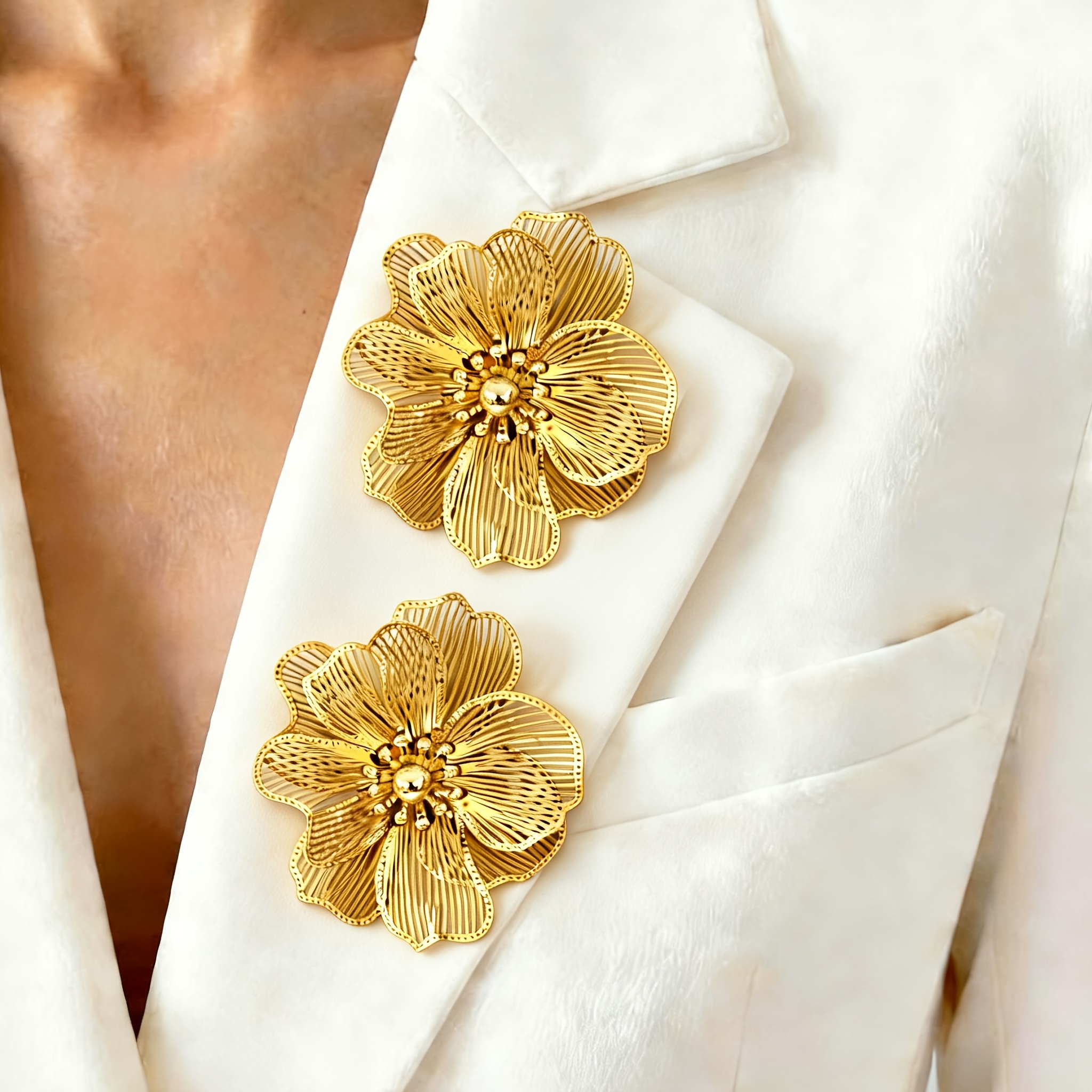 TEMU 2pcs/fashionable Elegant Ins Premium Exquisite Hollow Women's Brooch Set - Unisex Accessory Brooch, Elegant Neck Jewelry, Suitable For Parties,