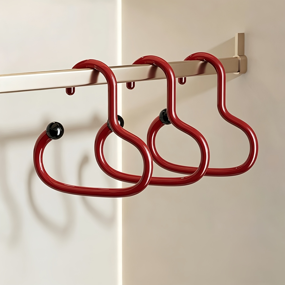 TEMU 3pcs Amoichic Wall-mounted Hat Hooks Suitable For Hats, Ties, Belts & Scarves - Punch-free Non-slip Adhesive/wall Hooks, No Marks -free