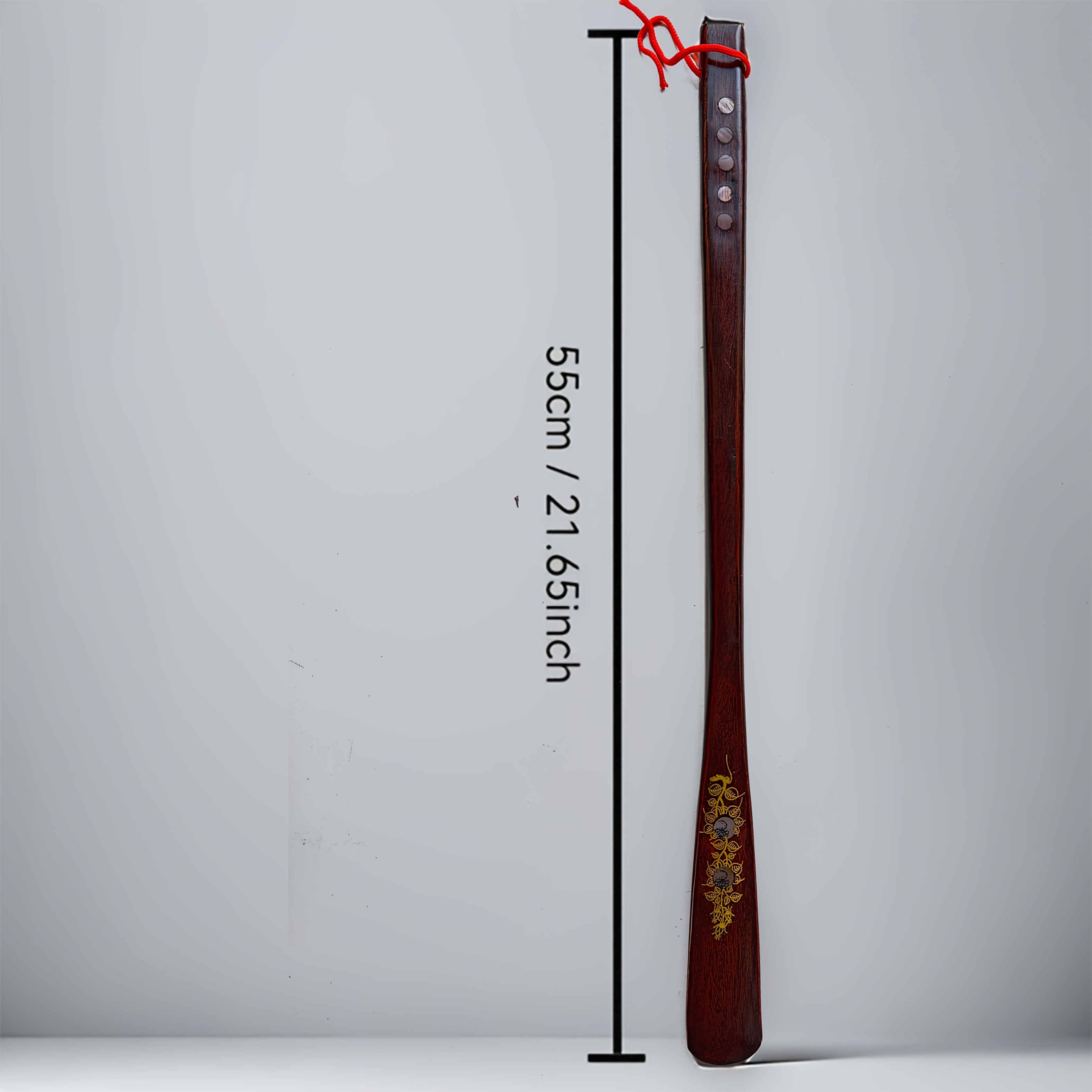 Image of A Long Wooden Shoe Horn With An Handle, Suitable For The Elderly And Pregnant Women, Featuring A Durable Long Shoe Head Cap