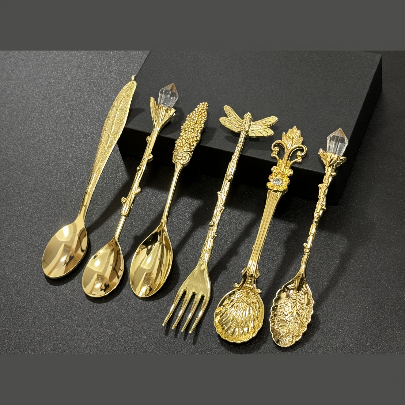 

6pcs, Exquisite Small Spoon Fork Set, Vintage Teaspoon, Fruit Fork, Coffee Stirring Spoon, For Home Restaurant Coffee Shop Party, Flatware