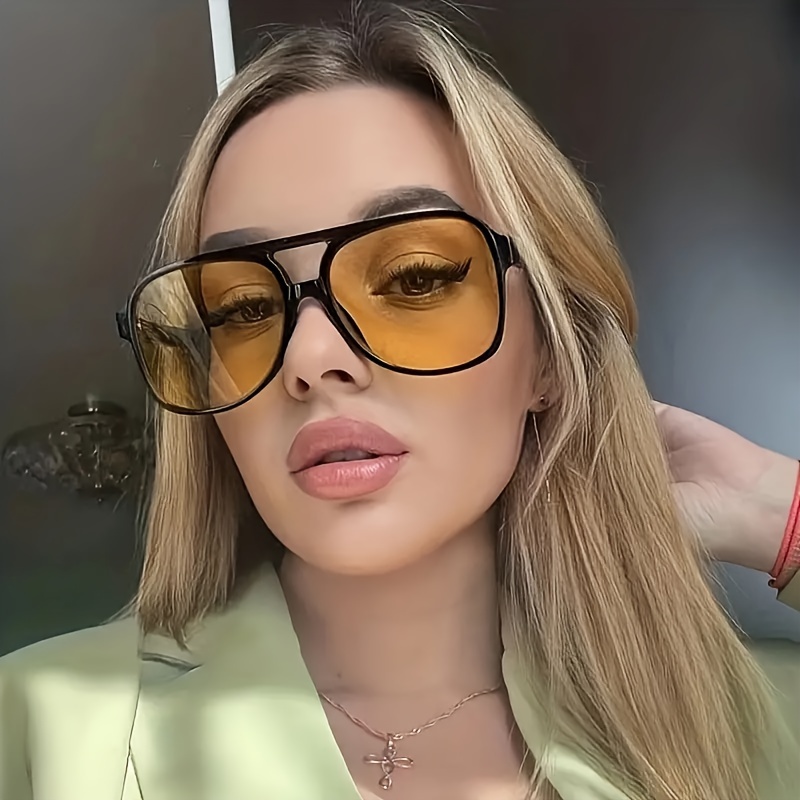 

Women' , 1 , -reflective Lenses, Plastic Frame, Decorative