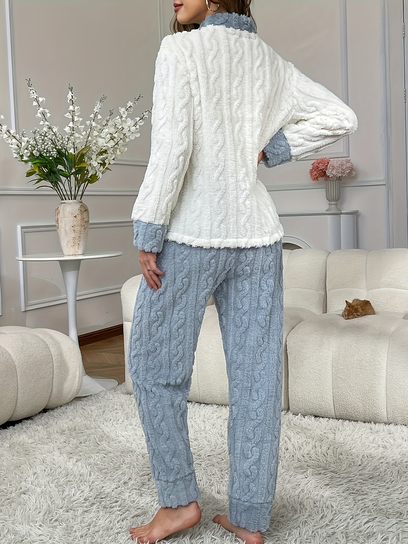 autumn and winter new womens long sleeve robe set with embroidered bear   warm and comfortable loose fit   wear Product details 5