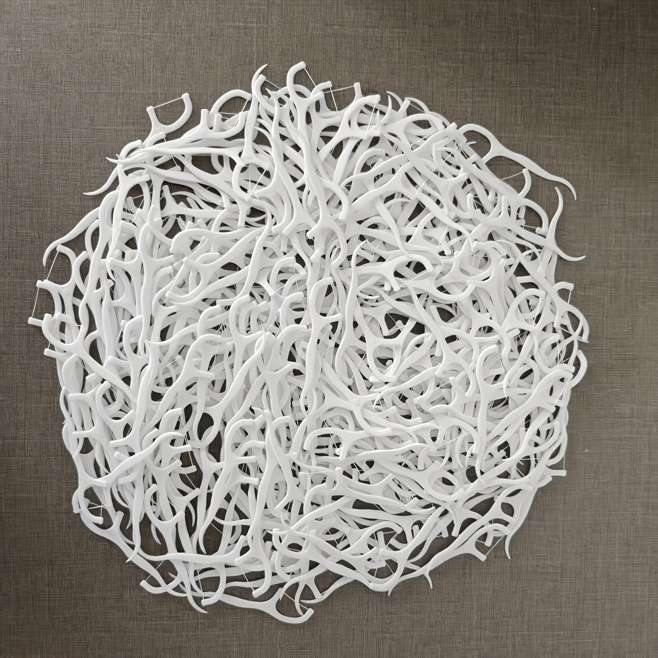 Image of 50-pack Healthy Dental Floss Picks - Deep Cleaning, Portable Disposable Daily Oral Care, Travel-friendly Original Polyester Fiber Sticks, Teeth Cleaning Tools