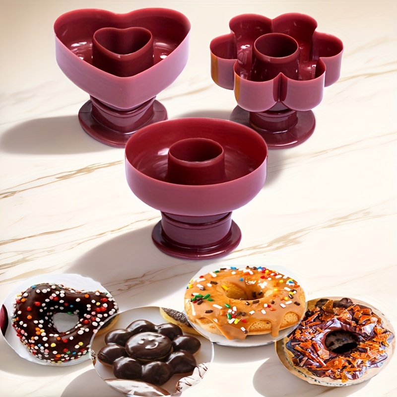 

1 moule à donuts et à gâteaux, une collection complète d'outils de pâtisserie décoratifs pour une utilisation à domicile.