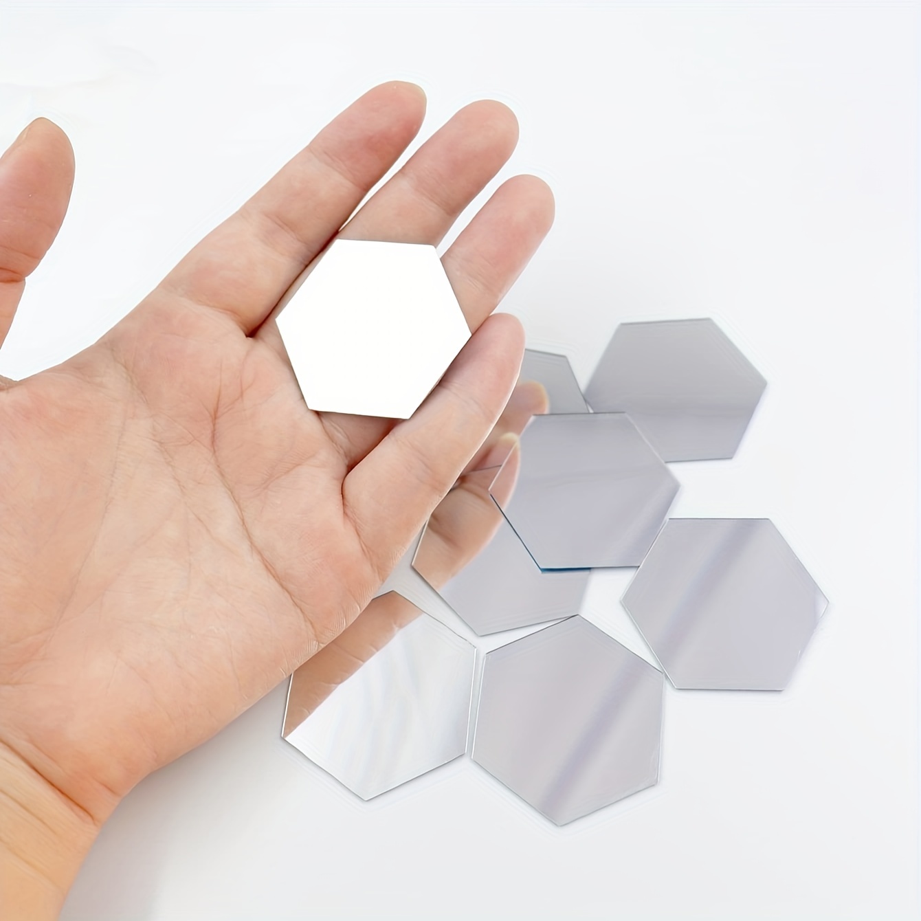 50-sheet Pack Acrylic Self-adhesive Removable Hexagonal Mirror Decorative Wall Stickers For Bathroom Bedroom Dorm Teacher' Gym