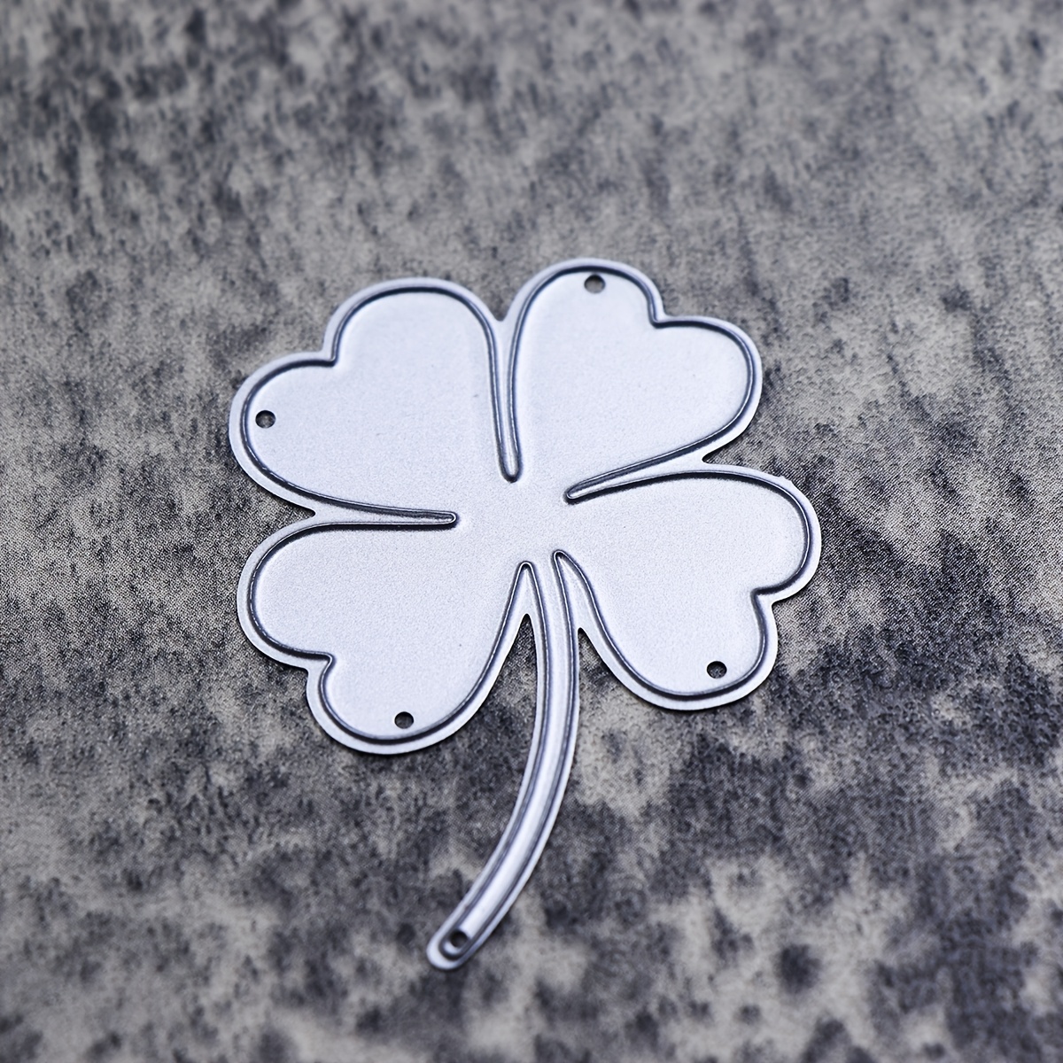 1pc Clover Craft Metal Cutting Dies, Leaf Dies Suitable For Birthday, Wedding, 's Day Decoration , Diy Paper Embossing Craft, Photo Album And Handmade Stamping Cut Dies Supply
