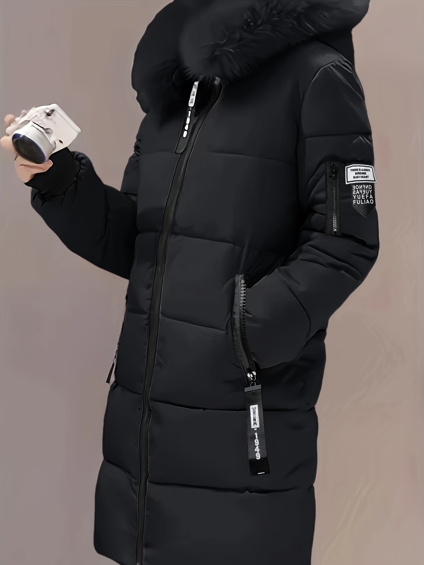 Winterjas voor Vrouwen met Lange Capuchon en Afneembare Nepbontvoering & Ritsvakken