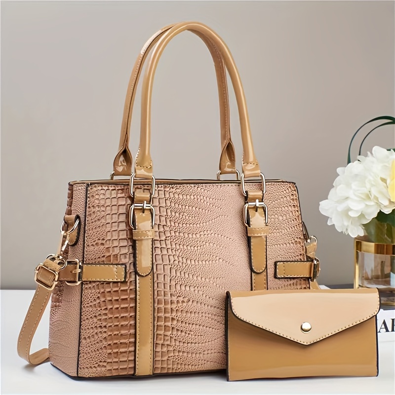 Women's fashionable hotsell and versatile handbag