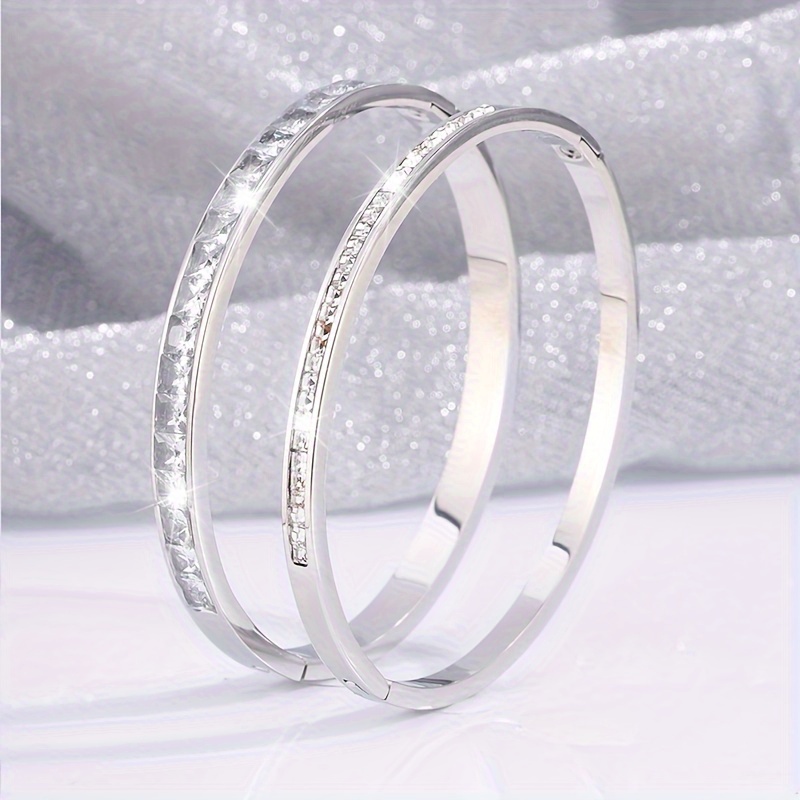 2pc 304 Stainless Steel Romosan Daily Commuter Bracelet Set